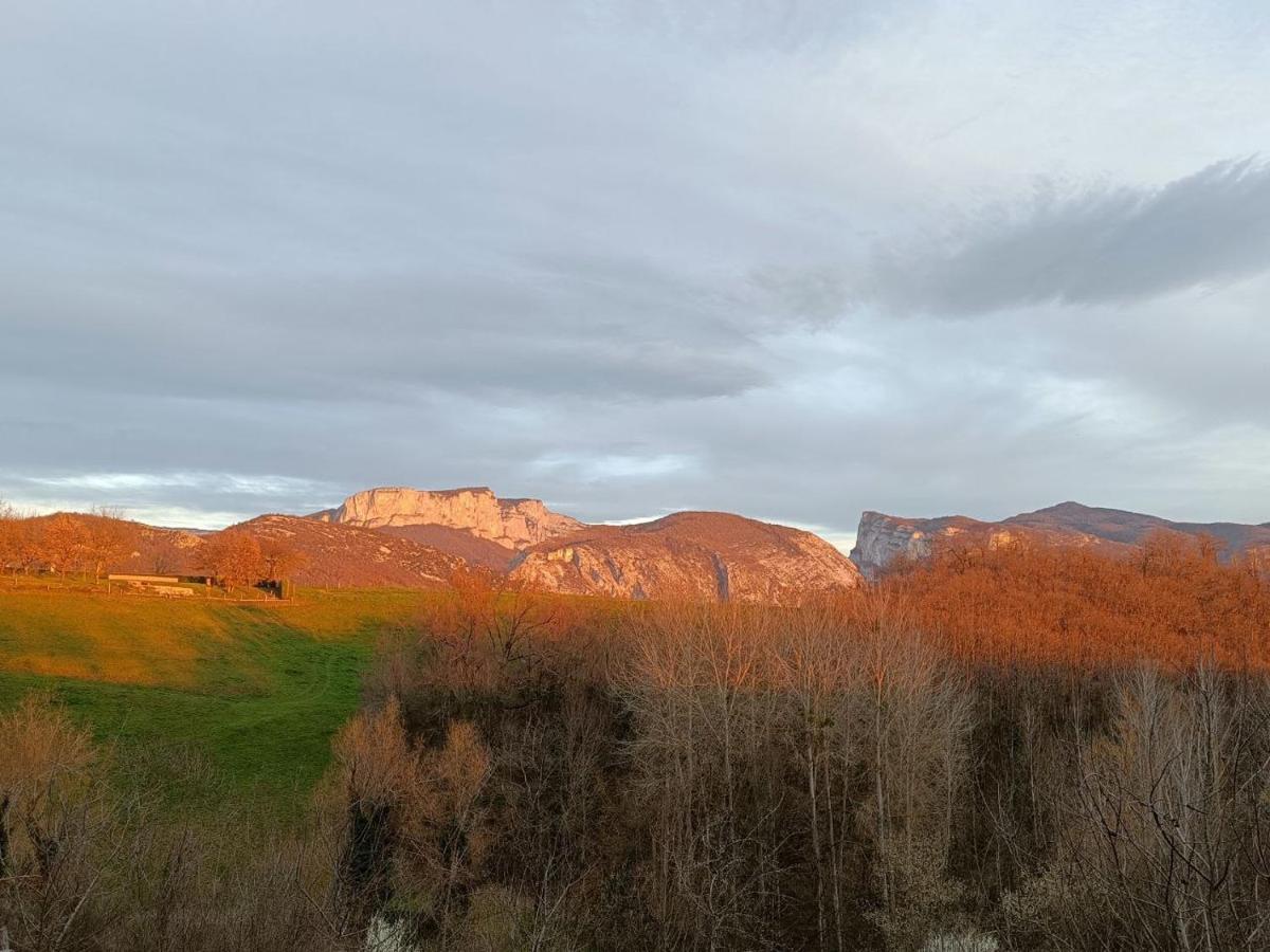Le Perchoir Du Vercors - Panorama Sur Les Cimes Saint-André-en-Royans Exterior foto